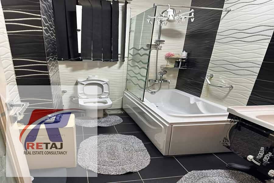 8 c6115e8f-f1d7-40ec-be7a-26fe786a8e18. jpg