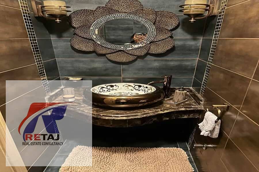 9 56054317-3c8e-4f67-a491-fe637cebaf60. jpg