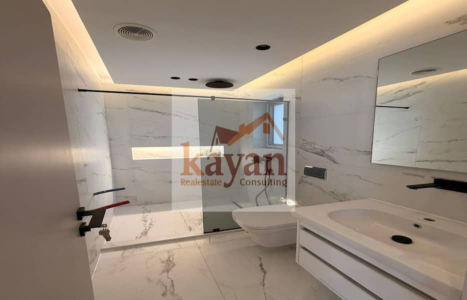 7 7003a546-c299-4a33-8bf5-7c9345004c01. jpg