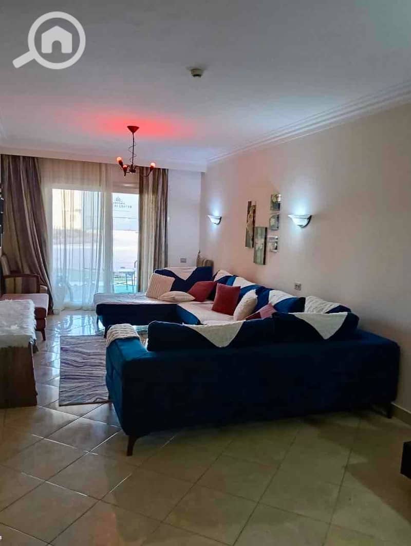 39 7e16536c-a8be-4647-ab01-650545a8c121. jpg