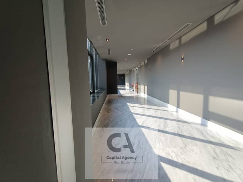 4 33fe5401-700d-4dcf-afd2-125698ec7d84. jpg