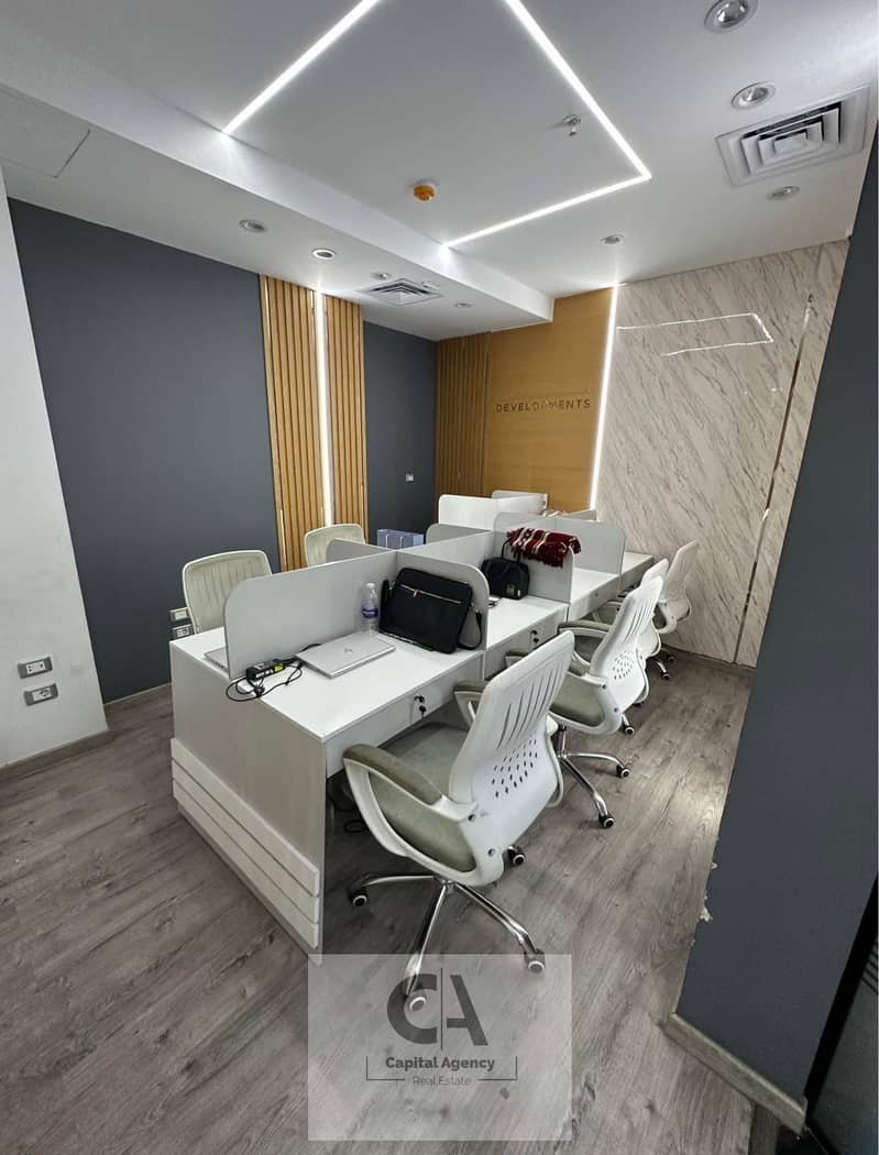 4 674e64ed-9e8d-40c4-8100-f21347b9e8a9. jpg