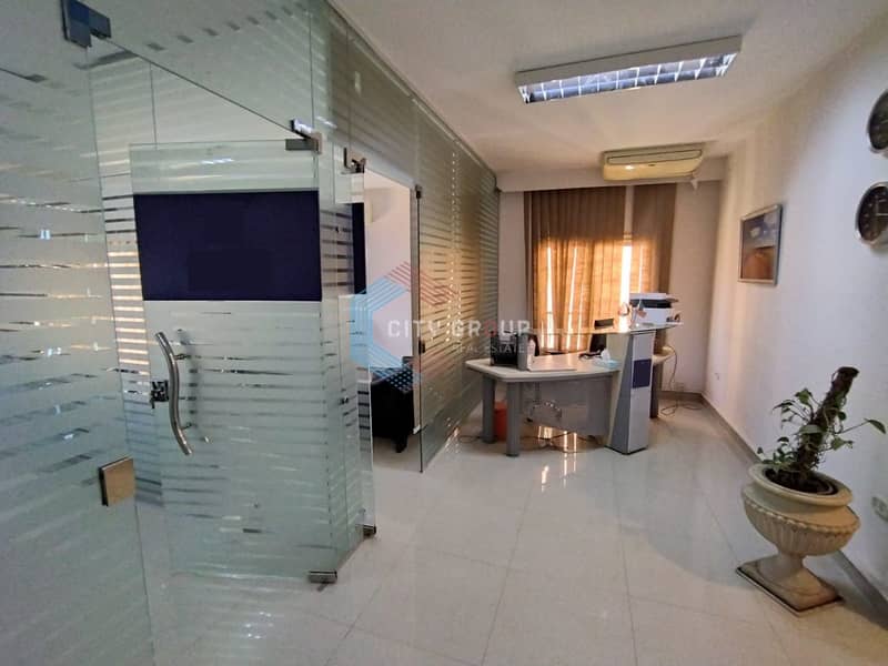 5 40eecaaa-17ca-491b-b797-a4fa9a4ee740. jpg