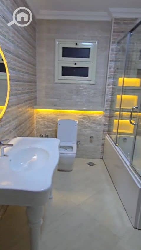 4 IMG_٢٠٢٥١٠٠٨_١٥٢٣٣٧٥٥. jpg