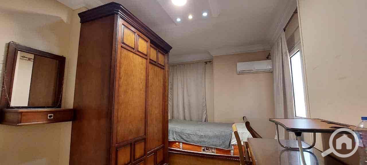 7 cd2b55cd-05f8-4770-9d32-39da57a1ed72. jpg