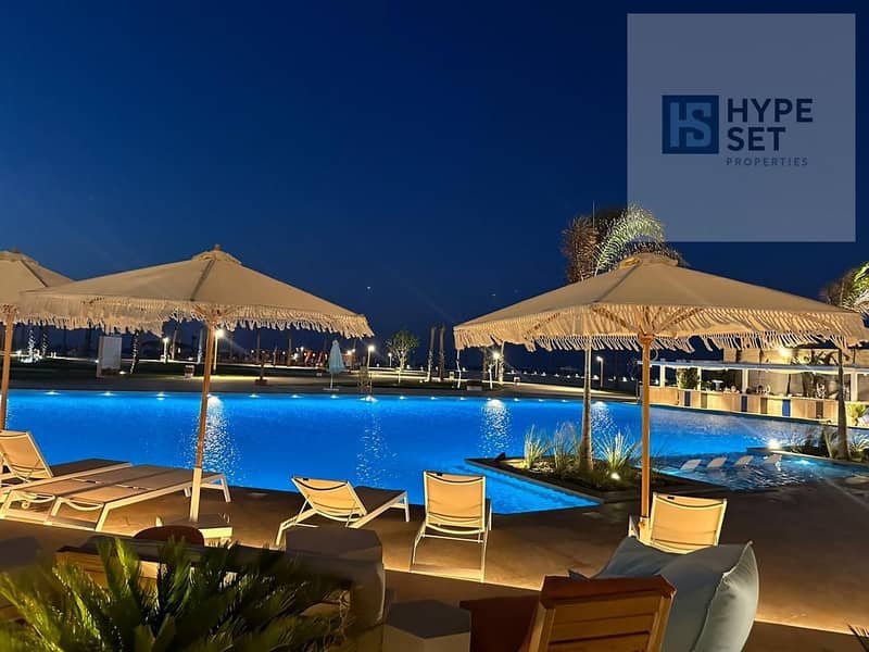 2 5449e9b9-145e-4651-a938-44a12a4f819b. jpg