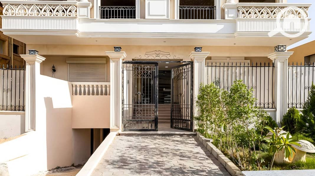 15 b867f4a8-c17d-418e-8f52-96ac1c676b1b. jpg