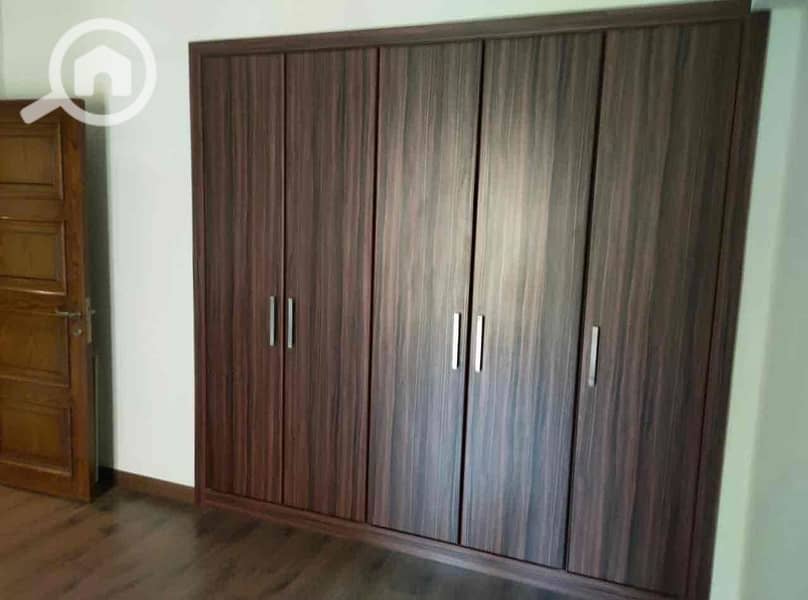 8 25840bc1-e647-4c84-bb26-d479e6431ddf. jpg