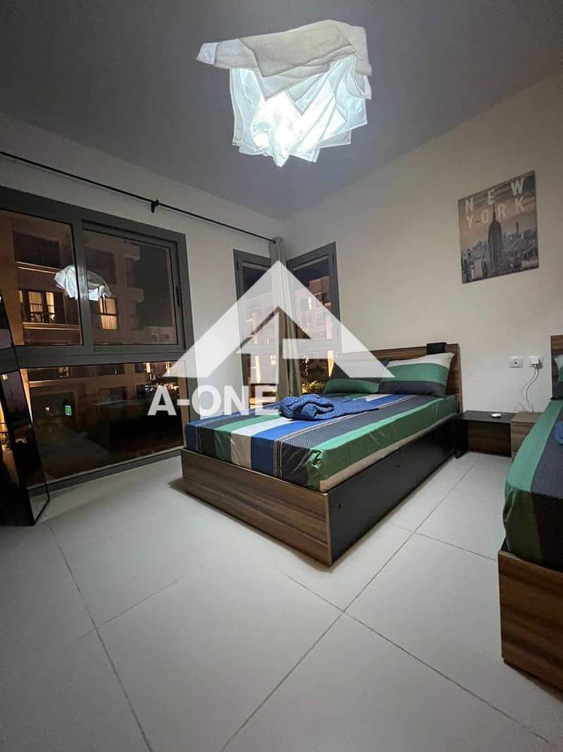 9 0e671d2c-6409-4a09-a7ed-aed4f0dc9844. jpg