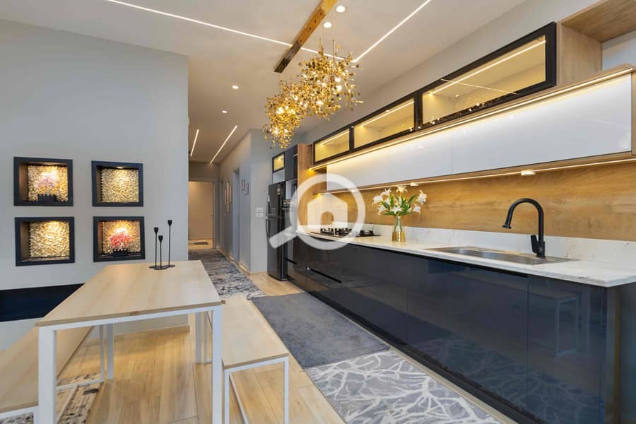 8 2d198c88-6d38-4d1e-a650-341fbcfc814a. jpg