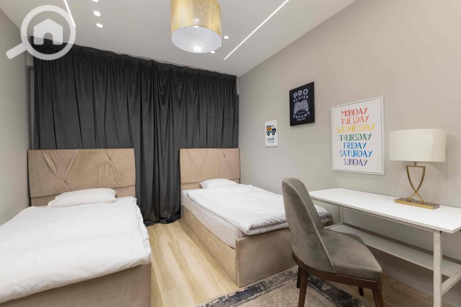 25 a4417a05-7b23-4c5a-9642-2d94110c43a6. jpg