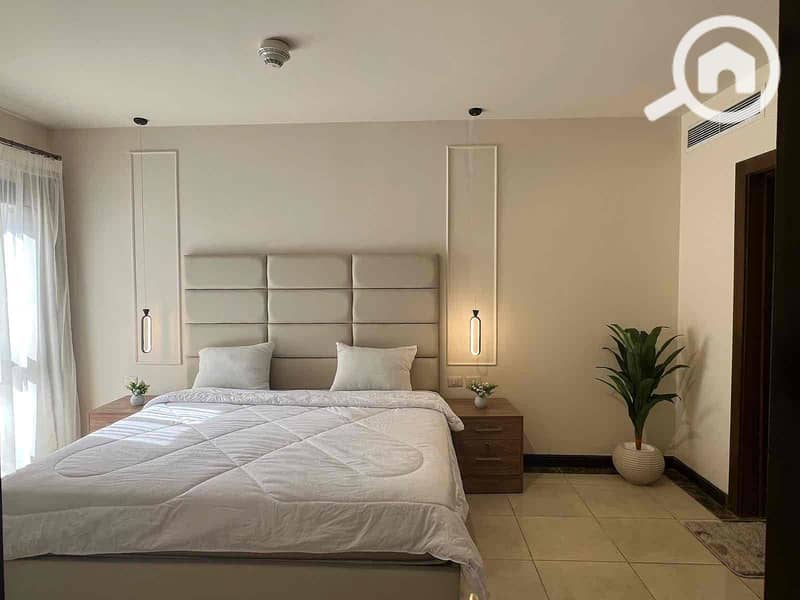 13 da7ef3f4-ab81-47f8-8915-8e458907e978. jpg