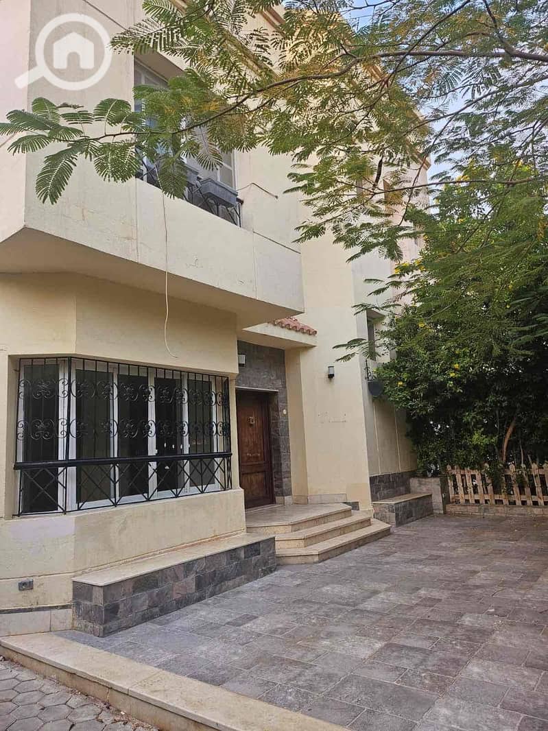 9 965747c5-377e-43dc-baae-c20aa460b572. jpg