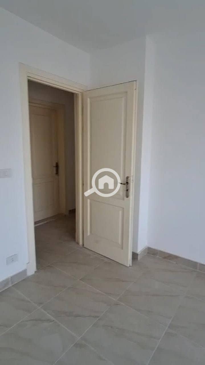 10 WhatsApp Image 2026-01-14 at 12.12. 54 AM. jpeg