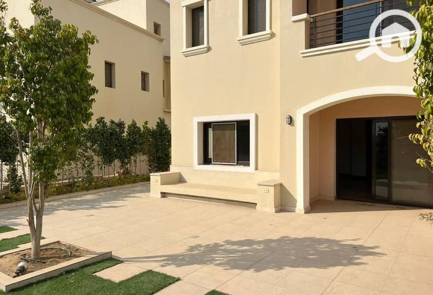 2 a42f3db4-7050-4f43-b037-52638de380a1. jpg