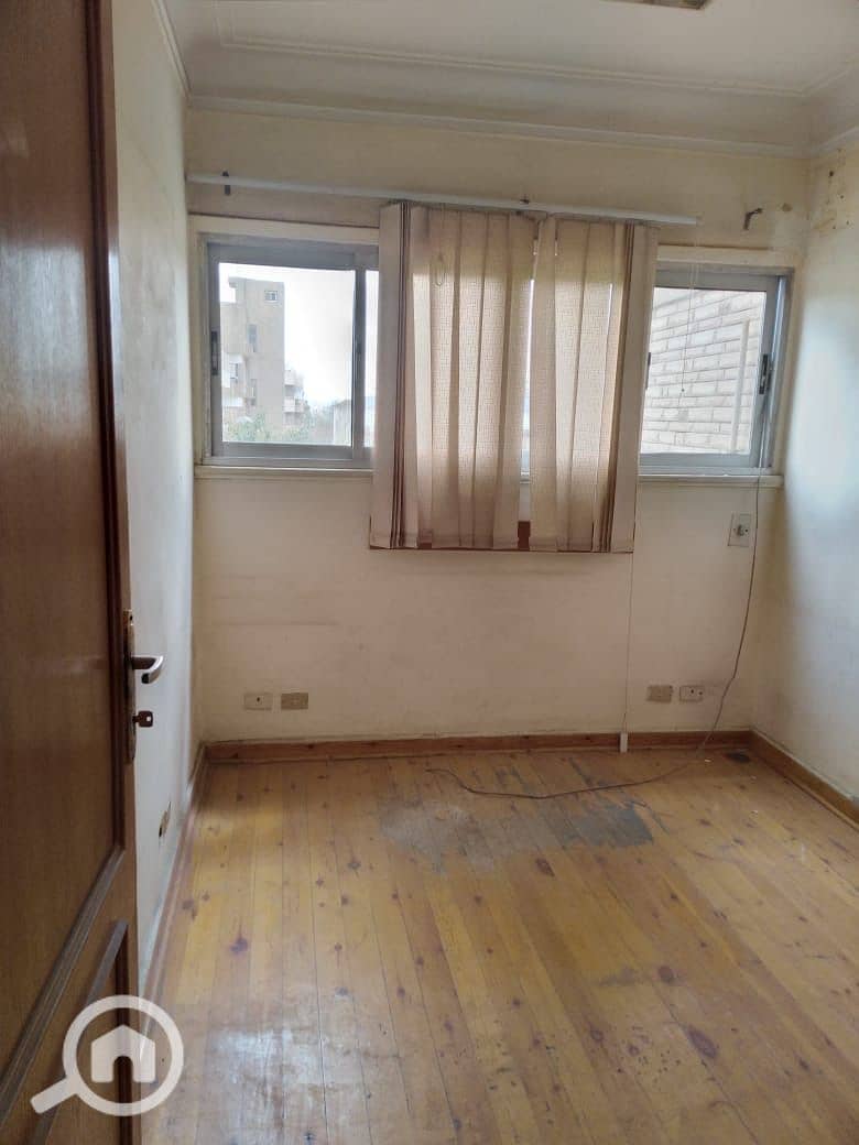 4 1e7330c8-341c-4b09-ba19-90d4f538a9a4. jpeg