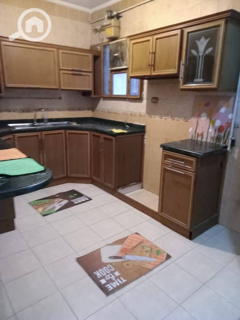 11 949c98e2-58db-4804-b34d-3cfaa865854a. jpeg