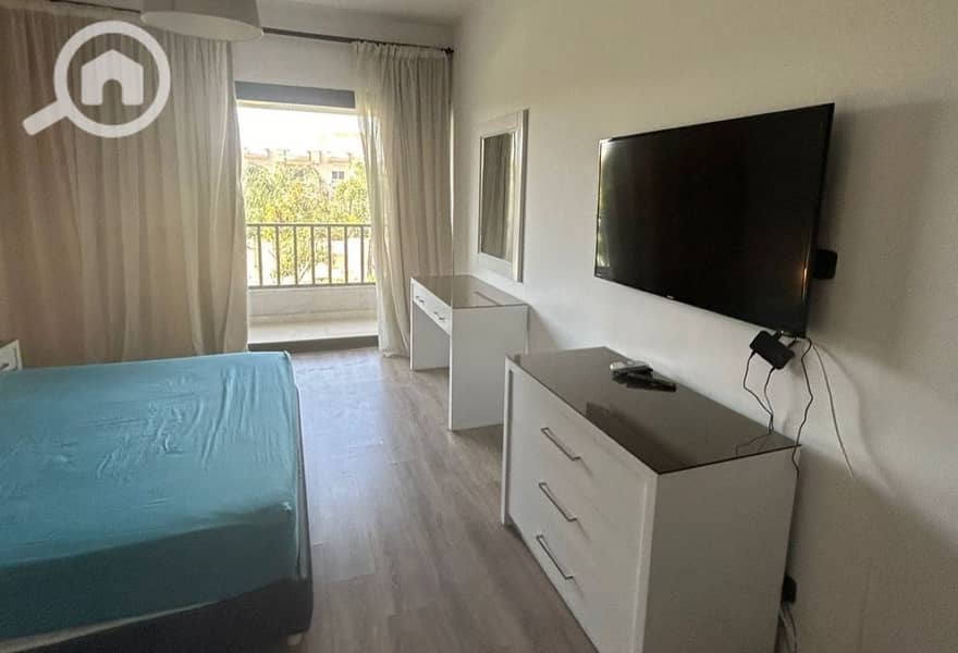 7 8dba357f-97c6-4ceb-a857-d8b1f95485a3. jpg