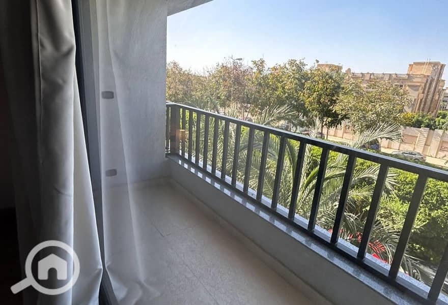 8 241a7d0c-02e7-4a26-9b6d-db09d7214a5c. jpg