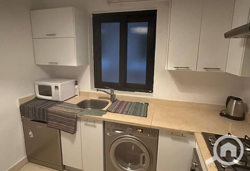 9 a7858b33-f493-4ae0-add4-c21b37abf466. jpg