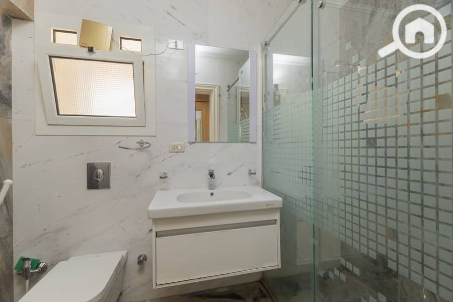 27 IMG_6395-Edit. jpg