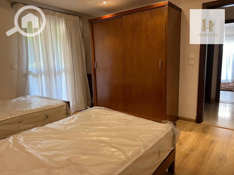 15 da398ea0-b2c3-4532-8fed-fa80cc597144. png