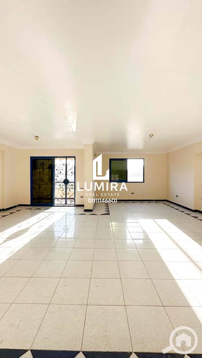 مکتب  للايجار في المقطم، القاهرة - IMG_7492. jpg