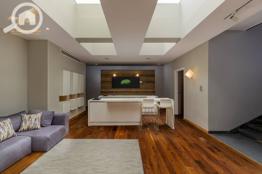 2 IMG_5641-Edit-Edit. jpg