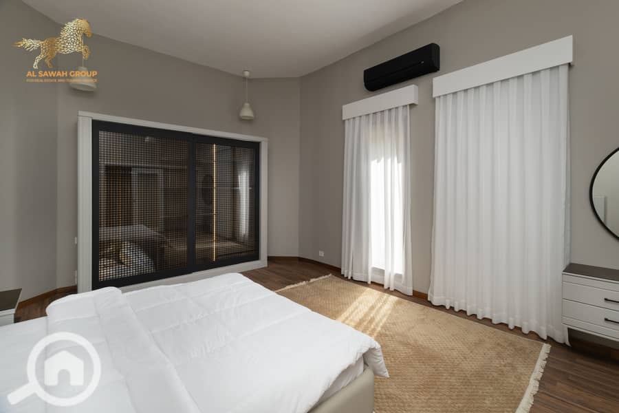 23 IMG_5899-Edit-Edit. jpg