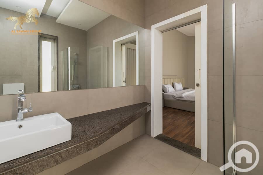 24 IMG_5907-Edit-Edit. jpg