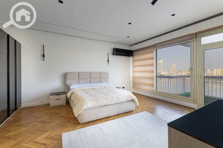 3 IMG_8045-Edit. jpg