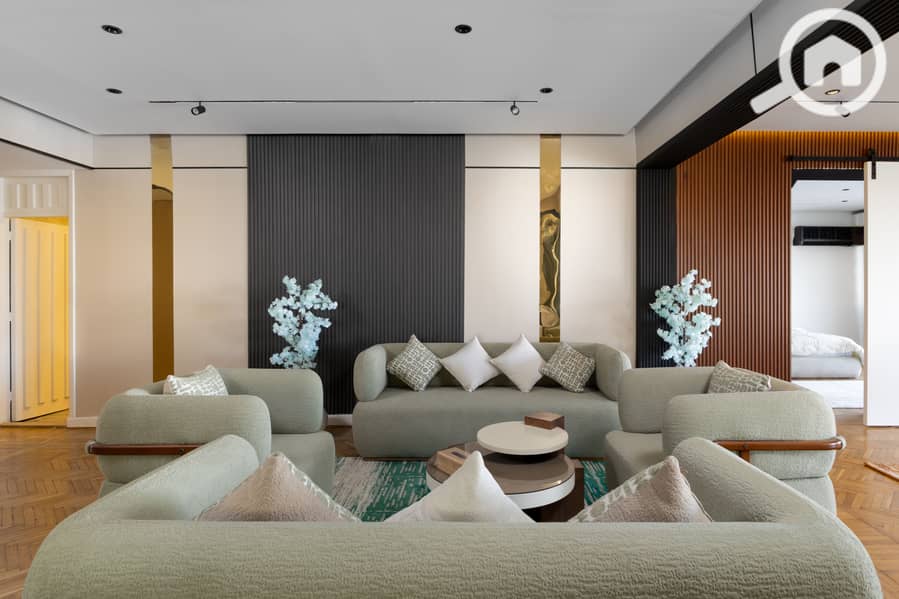 7 IMG_8099-Edit. jpg