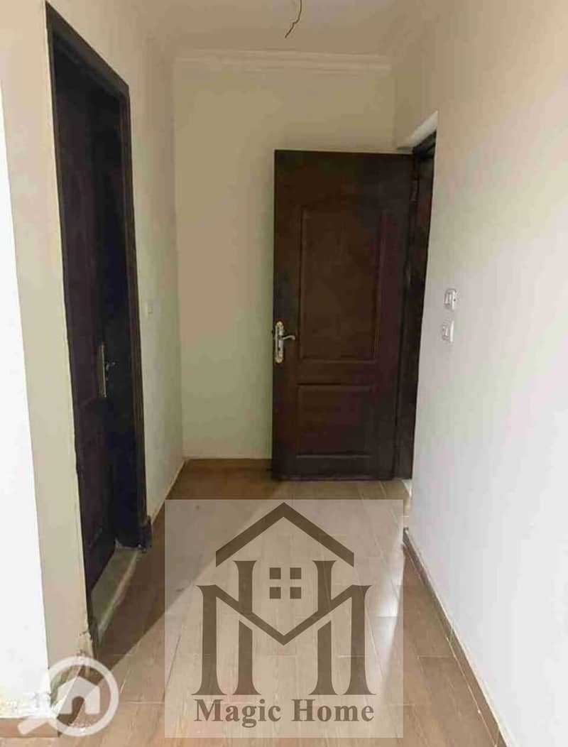 5 8a4f52e6-3756-4197-b31e-2824cb9fb81e. jpg