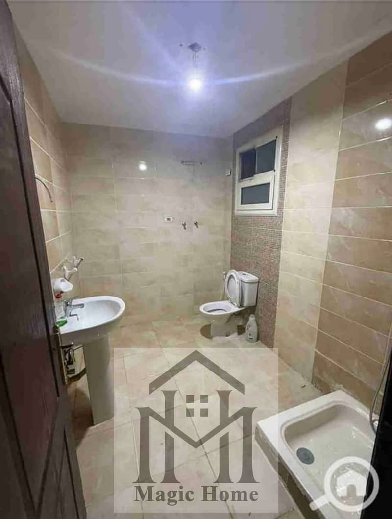 7 477c7509-f25b-447a-b3cb-c5305edd77d2. jpg