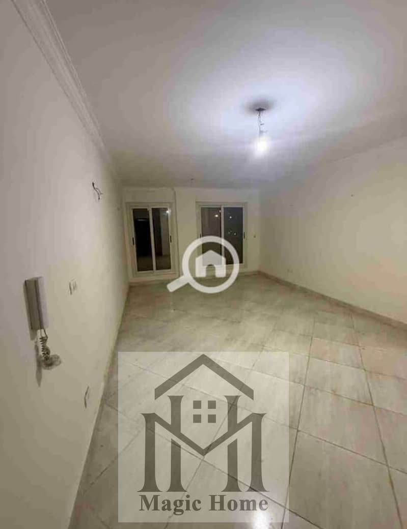 10 d99e6f3f-0e8d-45d5-83b0-5cef5bd9758c. jpg