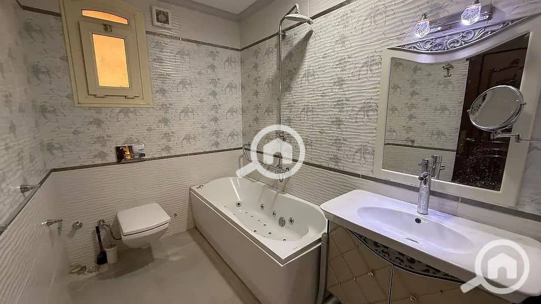 5 7a35f1c3-725a-4cc8-a458-e3d595ddd5a1. jpeg