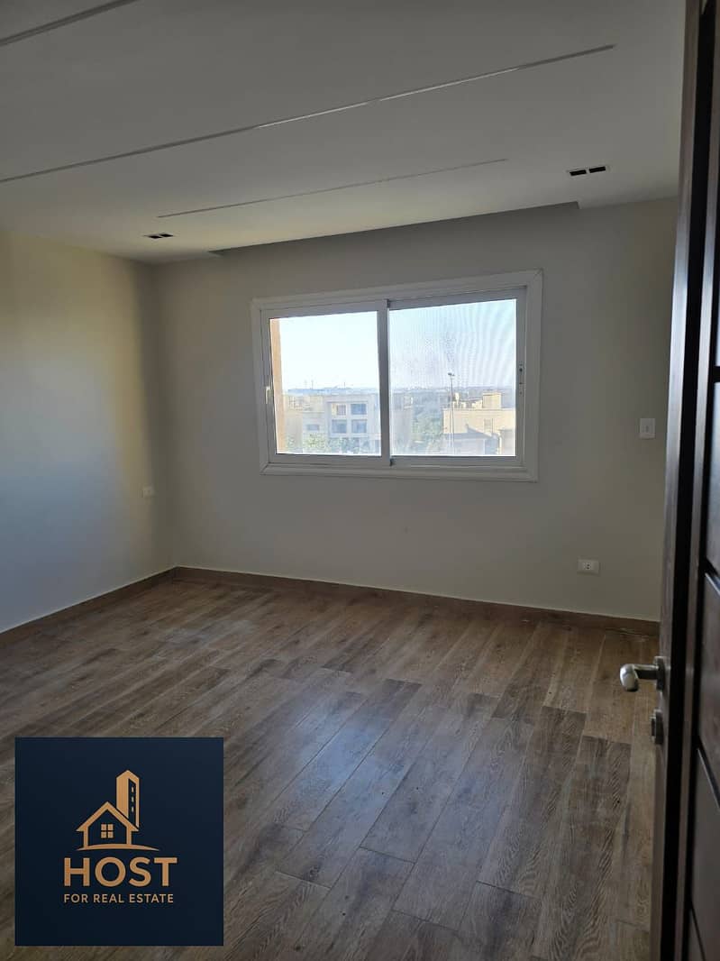 5 WhatsApp Image 2026-01-04 at 1.18. 18 PM. jpeg