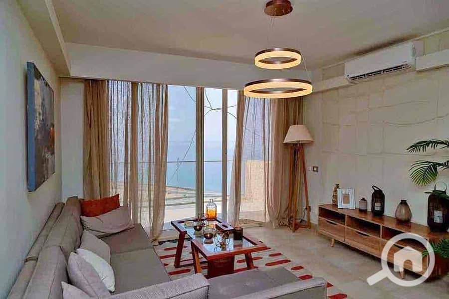 4 4cac66cc-bab8-4616-ac4e-4c408b15a04e. jpg