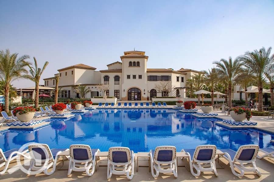 4 WhatsApp Image 2025-09-29 at 15.37. 40_ee68c531. jpg