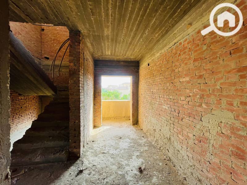 5 5c54fb2d-476e-4085-b46f-6195b3d811eb. jpeg