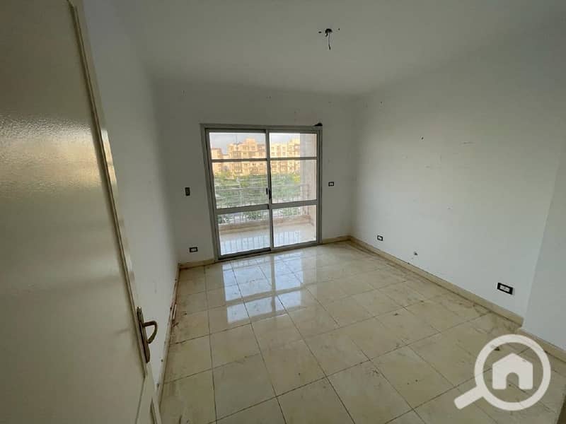 3 7f1ee02d-b61b-463b-aaf5-24daff0ecd75. jpg