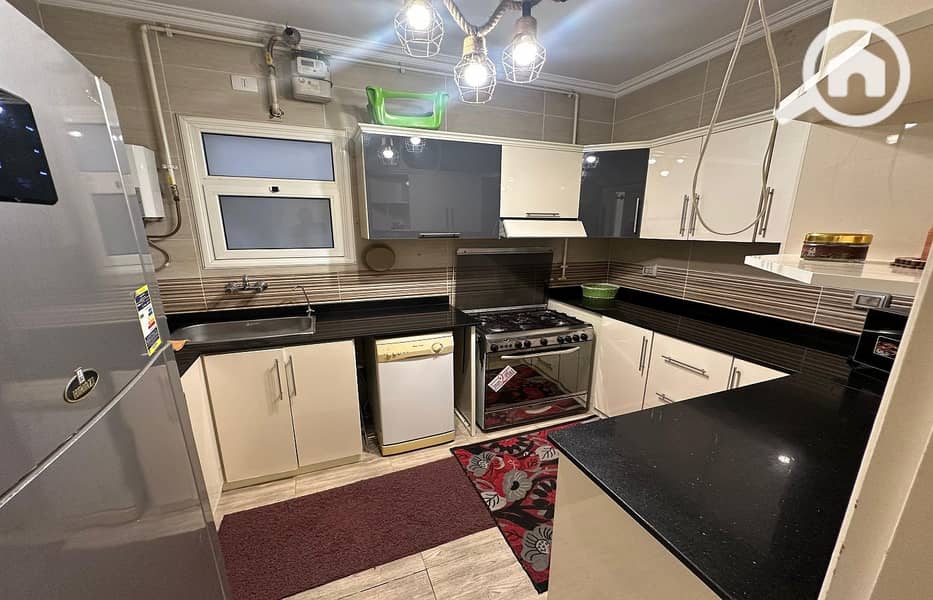 6 9247ffd5-b4fb-411c-b344-af132acfec79. jpg