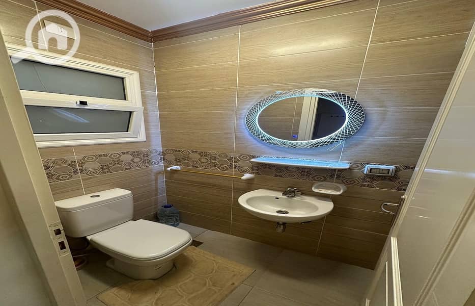 7 0bf4e00d-af8b-4885-8be8-0d4015416bb5. jpg