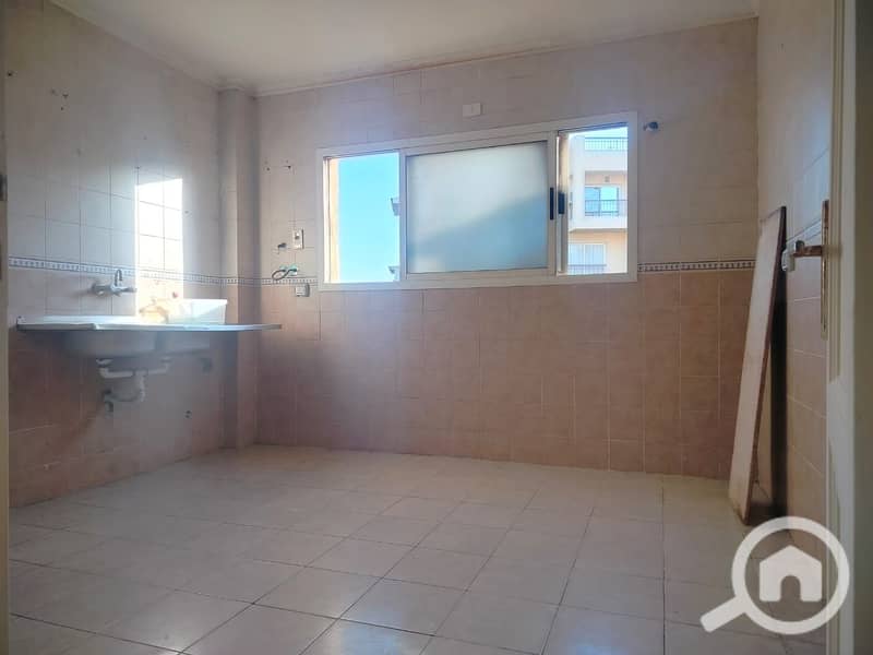 10 d568ed16-a01f-42bb-9774-1939ddbd7578. jpg