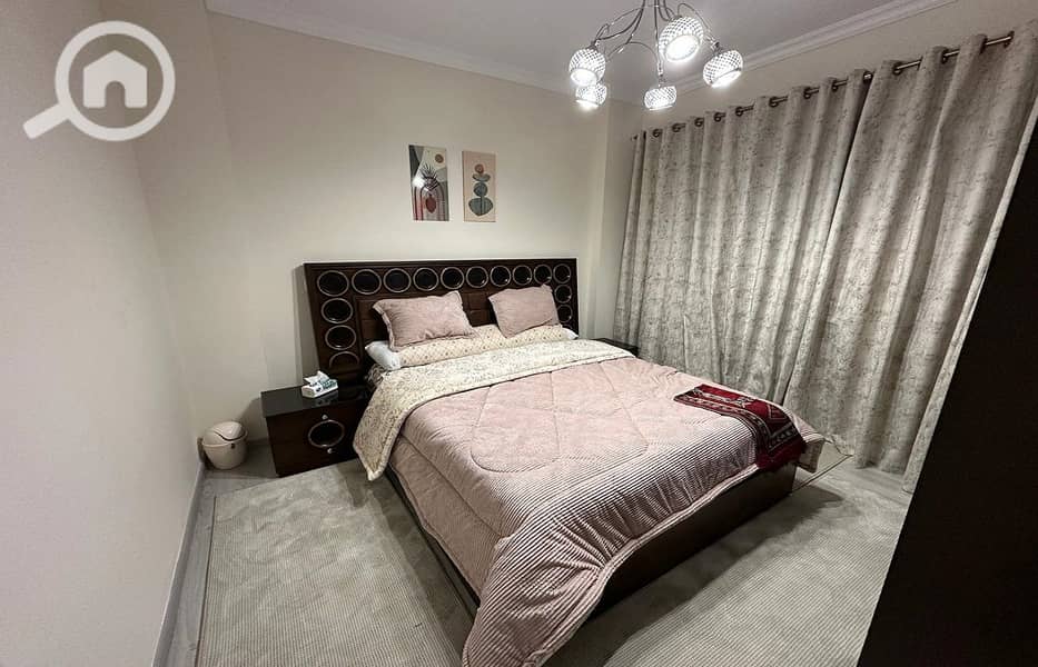 7 b84899d2-3ae9-43c5-96ce-95190aad9f1f. jpg