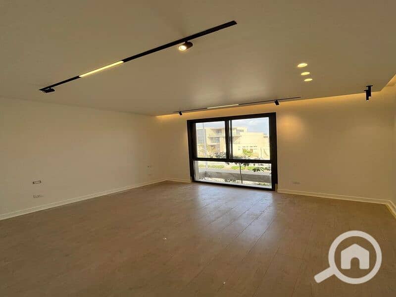 8 WhatsApp Image 2026-01-12 at 4.25. 28 PM (4). jpeg