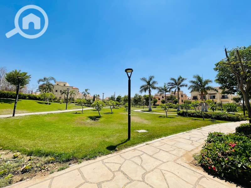 9 b3688dfe-7cb8-45bd-8515-accd1d24c62f. jpg