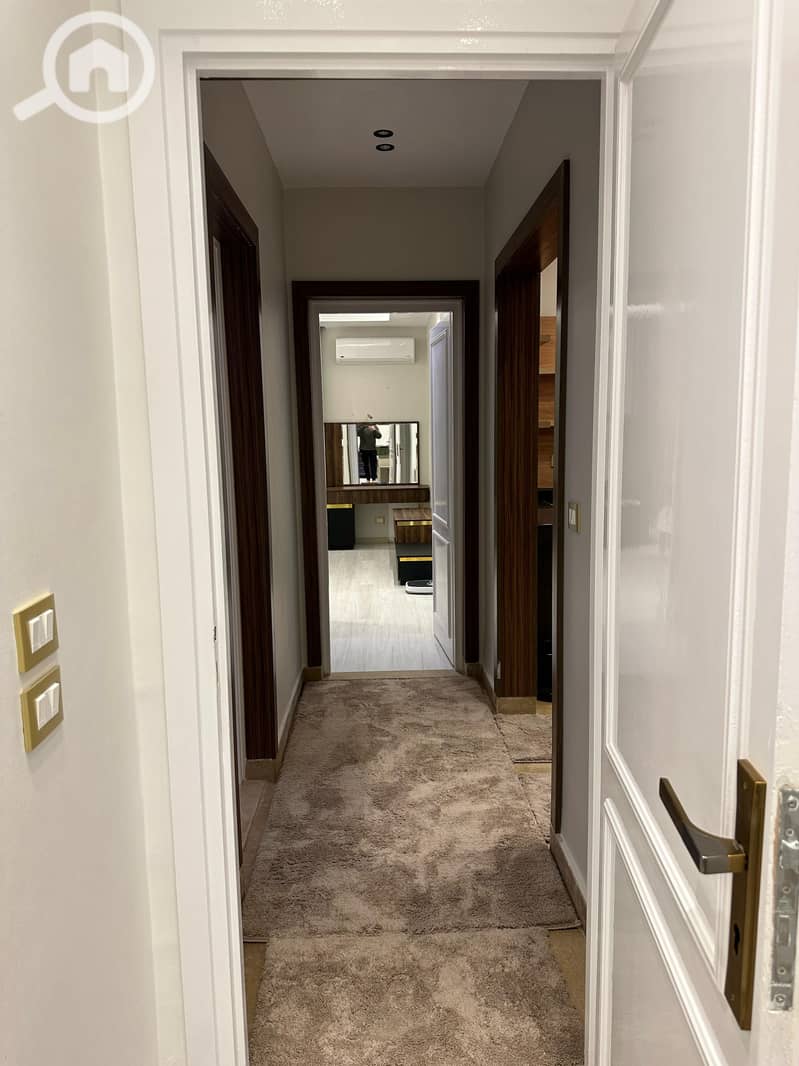 25 bdf50938-bd3e-4b55-94e0-f40ed16e74de. jpeg