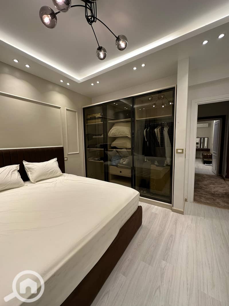 28 ce879d03-d1a2-4940-8403-58e589afc71e. jpeg