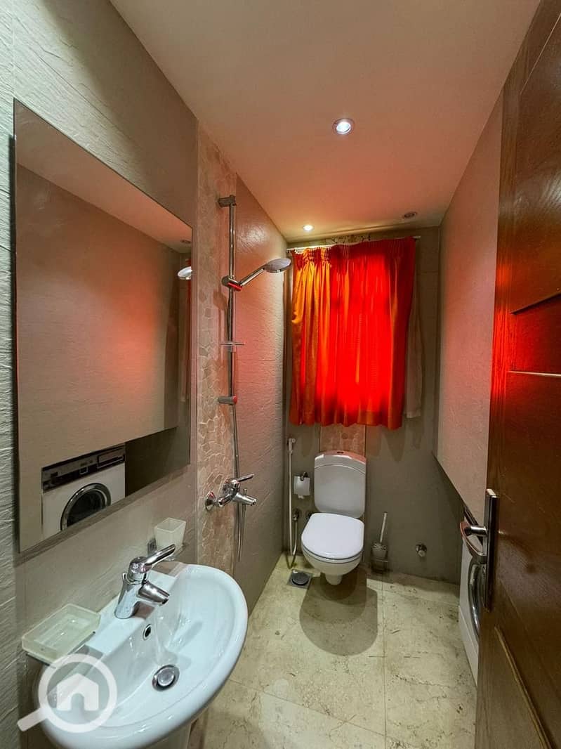 13 92a21a65-662f-4df8-8360-f596bbbe1088. jpeg